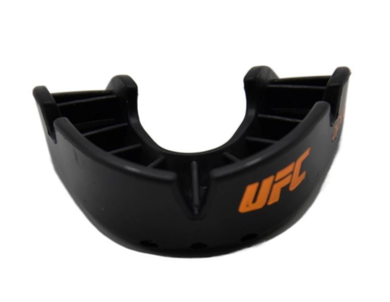 Капа OPRO Bronze UFC доросла (вік 11+) Black (ufc.102512001) UFC_Bronze_Bl фото