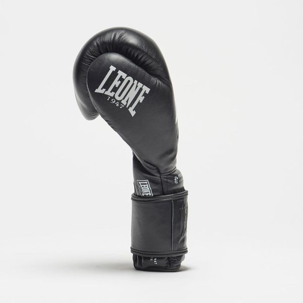 Боксерські рукавиці Leone GN111 THE GREATEST Black 12 унцій (бинти 4 м. в комплекті) GN111_Black_12oz фото